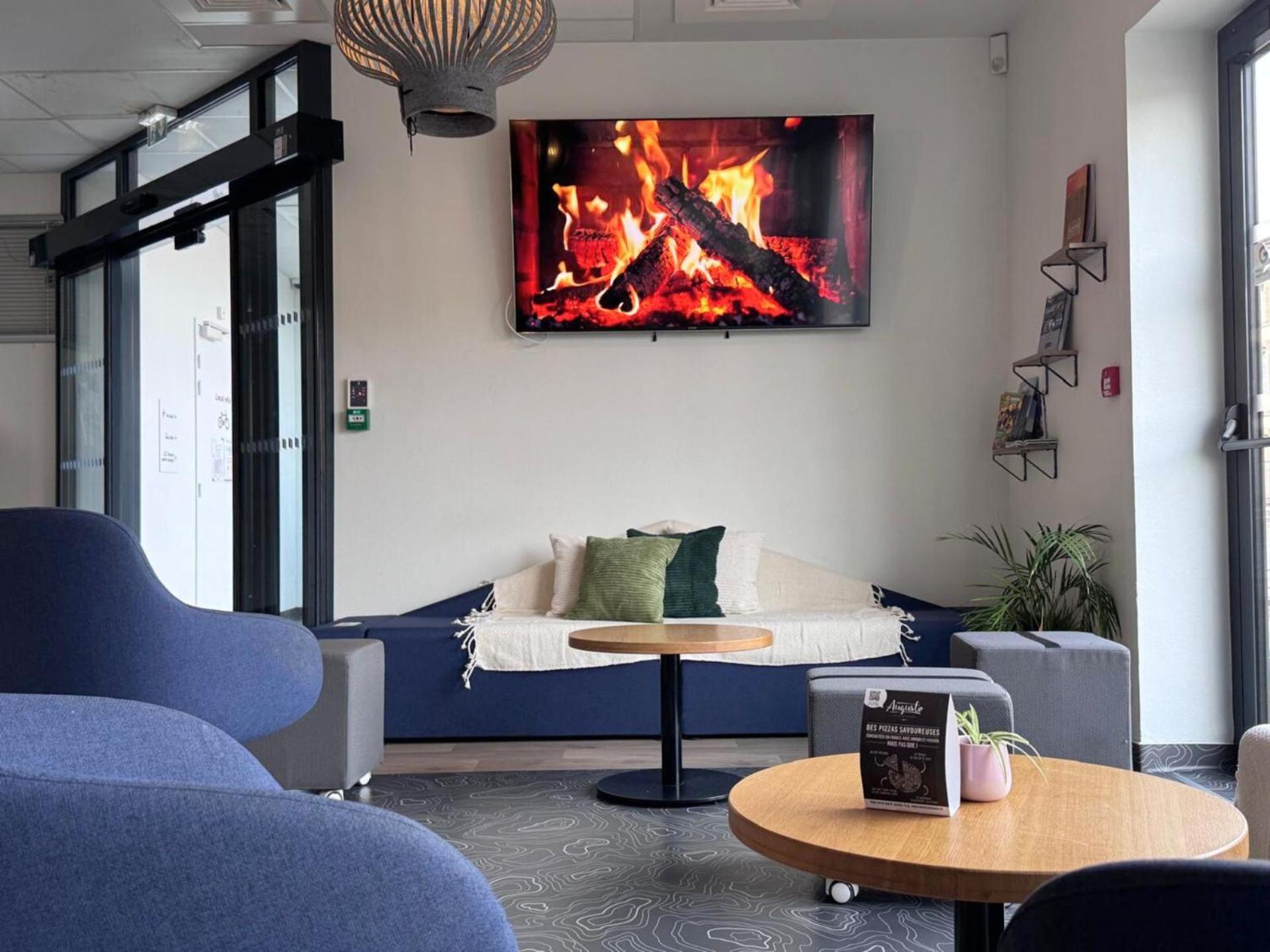 Auberge De Jeunesse Hi Clermont-Ferrand Dış mekan fotoğraf